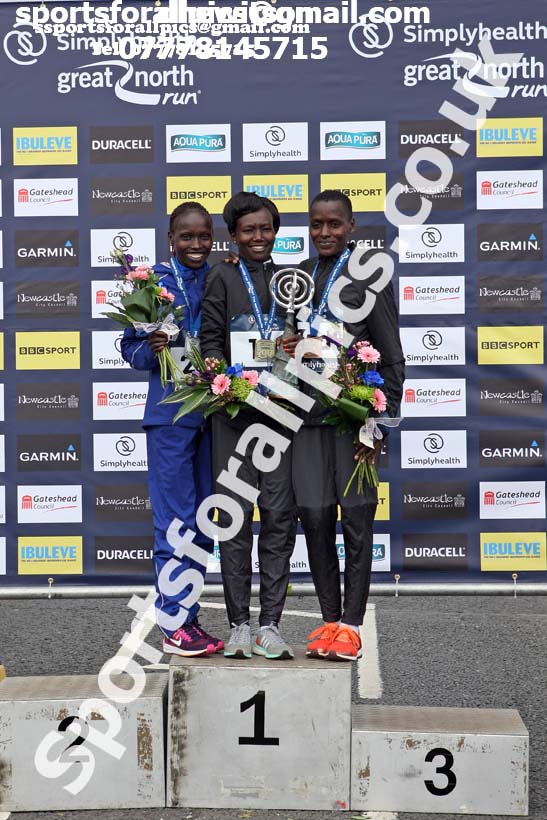 Womens Great North Run, 2017 Simplyhealth Great North Run. Photo: David T. Hewitson/Sports for All Pics